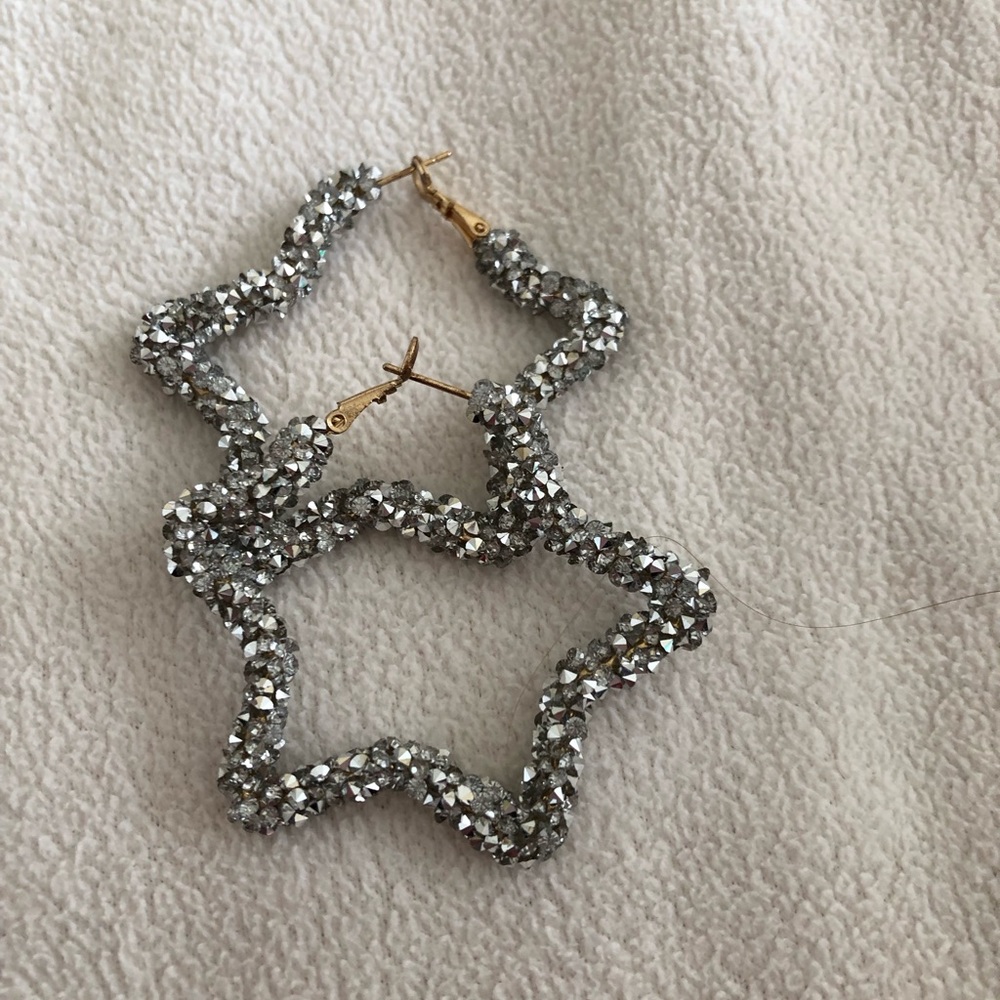 Sparkle Star Pierced Earrings